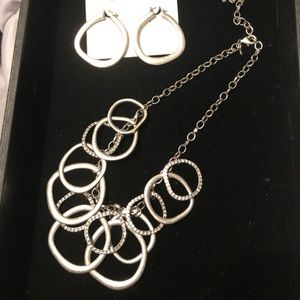 Premier Designs Round About necklace & earring set